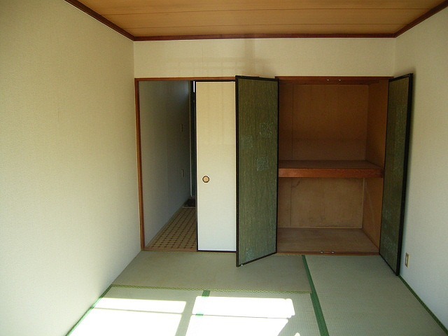 収納　※参考写真、別部屋