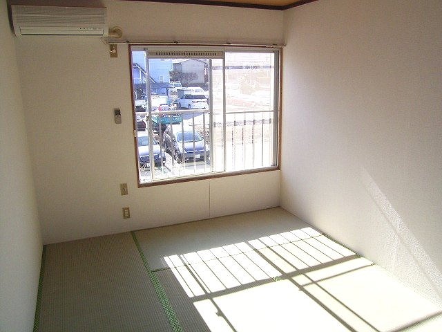 居室・リビング　※参考写真、別部屋