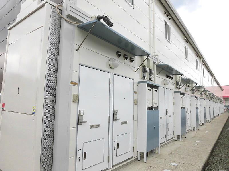 玄関　入口扉前