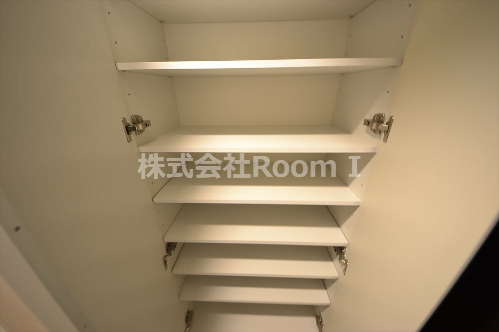 玄関　シンプルで使いやすい玄関です