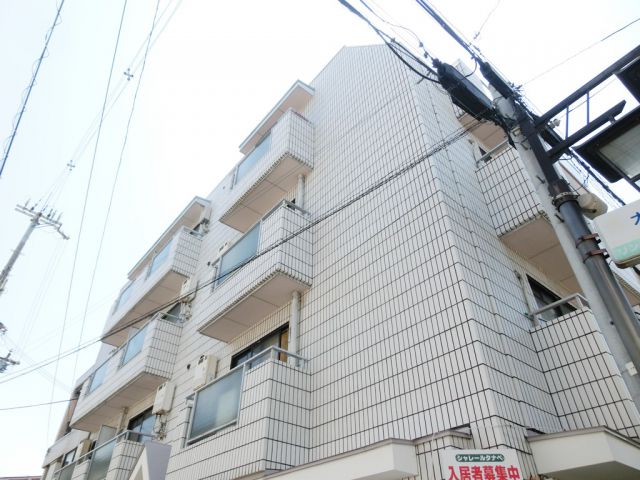 大阪市東住吉区田辺のマンションの建物外観