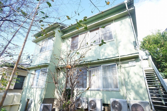 イヤシロチアパートメントバンブー菅生の建物外観