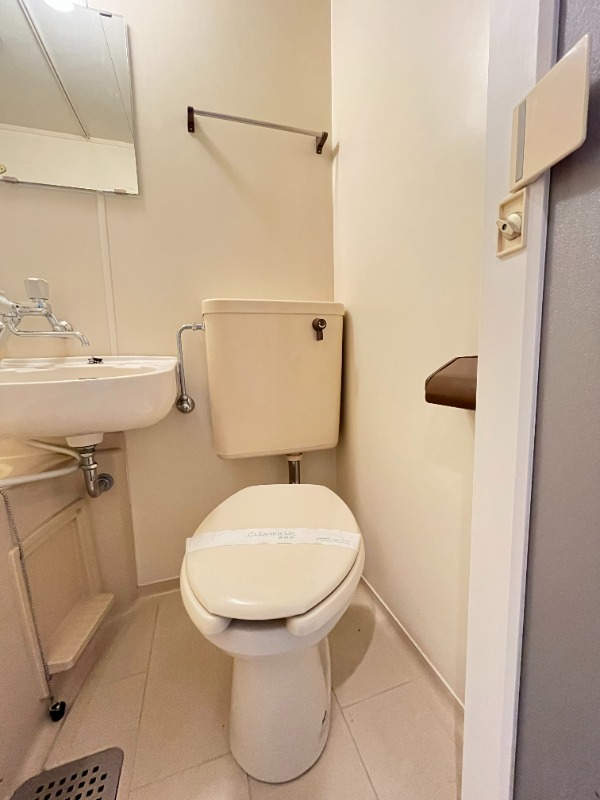 トイレ　※別部屋参照