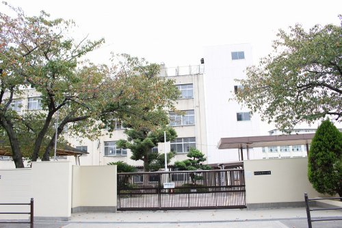小学校　大阪市立豊里小学校（小学校）まで628m