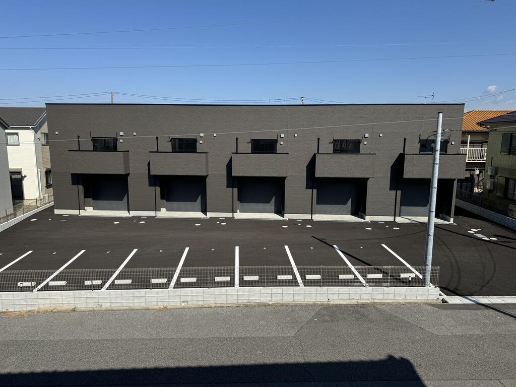 その他　屋外駐車場