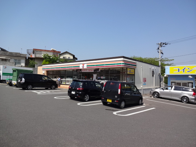 コンビニ　セブンイレブン大村須田ノ木町店（コンビニ）まで590m