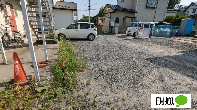 【サンハイツ蘭梅の駐車場】