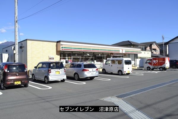 コンビニ　セブン-イレブン沼津原店（コンビニ）まで750m