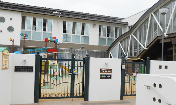幼稚園・保育園　下鳥羽こども園（幼稚園・保育園）まで537m