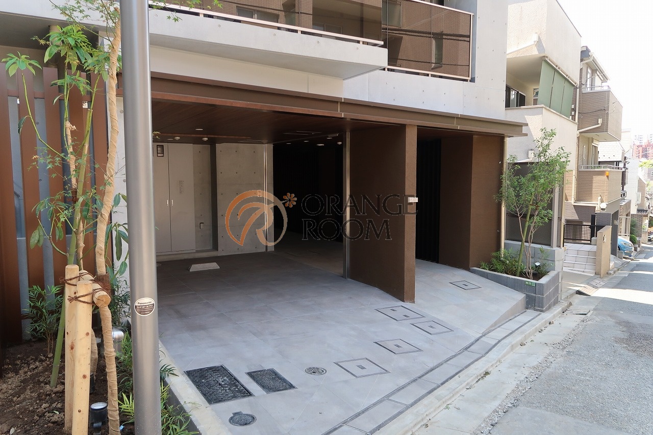 エントランス　同建物参考写真