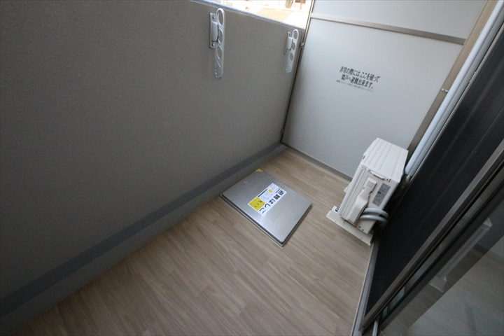 バルコニー