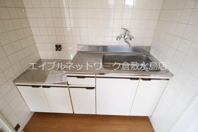 りんごの木IIのキッチン写真