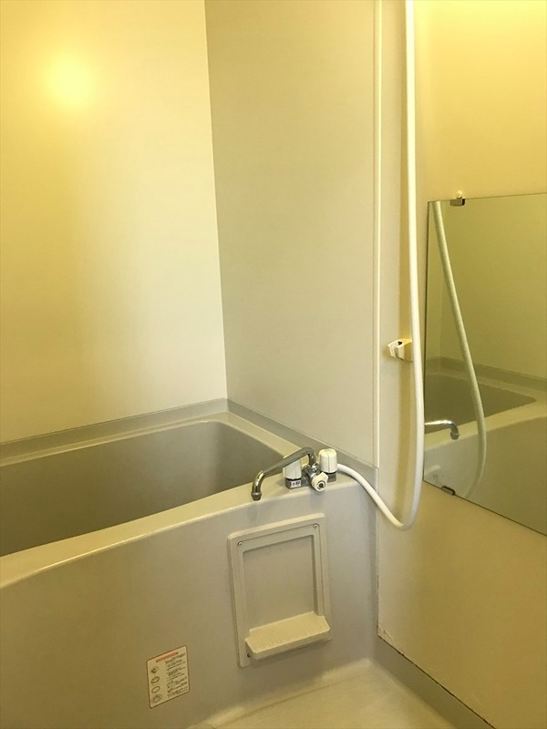 バス・シャワールーム　浴室の様子