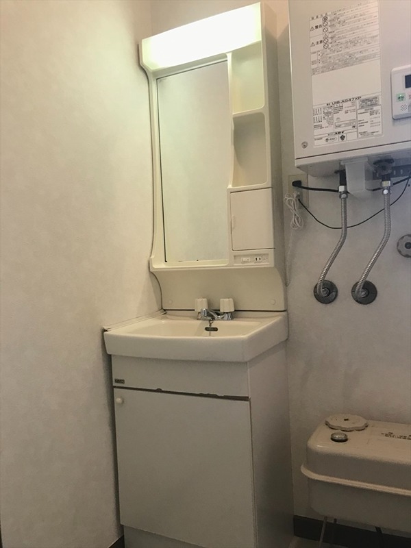 洗面設備　洗面化粧台