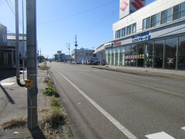 その他　前面道路（その他）まで0m