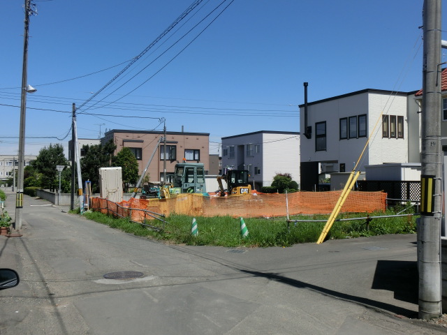 コンビニ　セイコーマート（コンビニ）まで303m