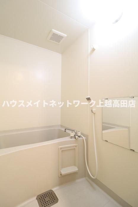 バス・シャワールーム　浴室