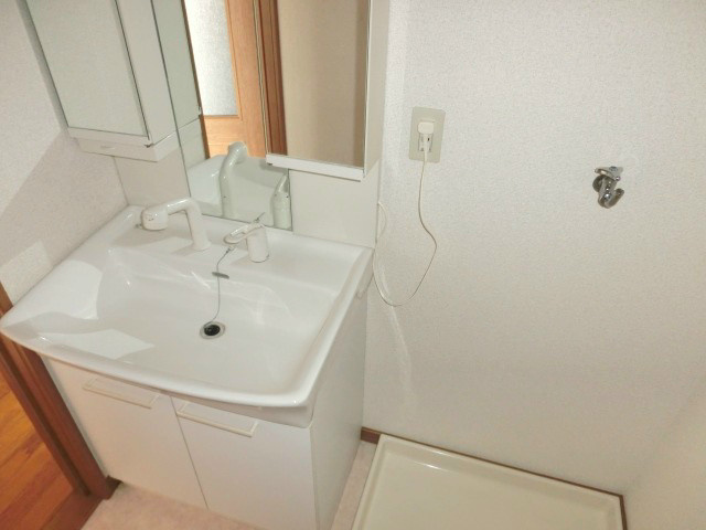 洗面設備　室内洗濯機置き場