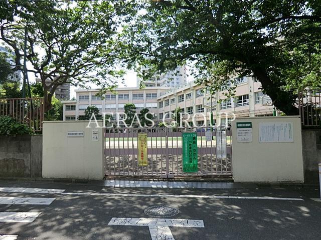 【ブリリア大山町の小学校】