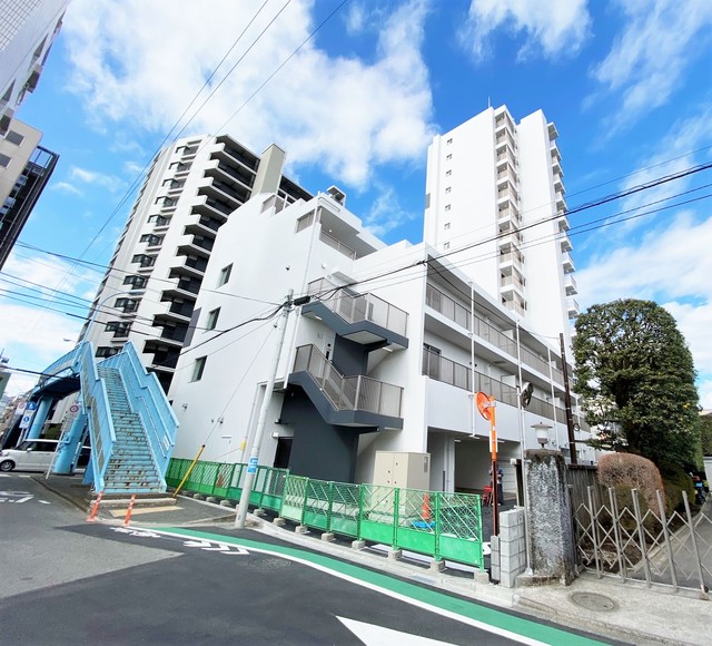 【町田市原町田のマンションの建物外観】