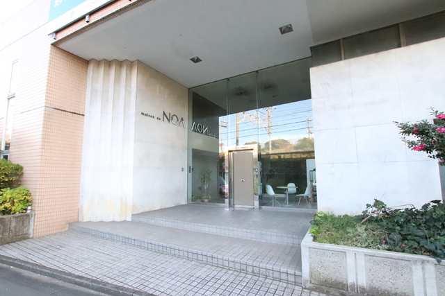 エントランス　建物入口