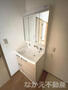 洗面設備　スペースが確保できる洗面所です