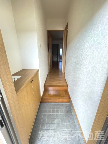 玄関　落ち着いた玄関です