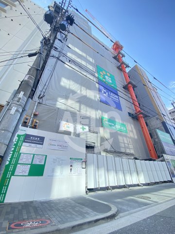 【大阪市西区南堀江のマンションのエントランス】