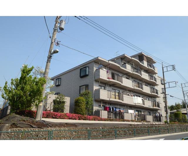 町田市本町田のマンションの建物外観