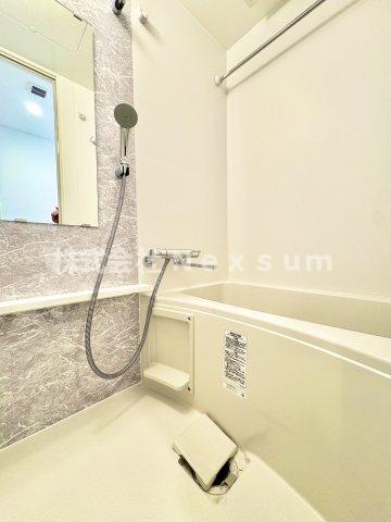 バス・シャワールーム　お風呂で日々の疲れを落としましょう