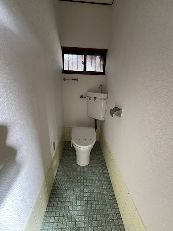 トイレ　バストイレ別