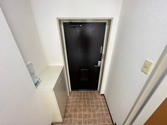 玄関　※別部屋の写真です