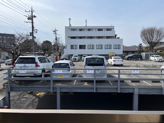 眺望　前面駐車場で遮る物無し