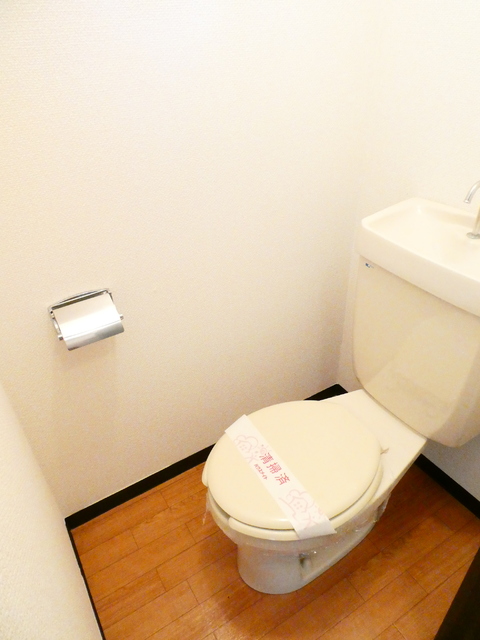 トイレ　洋式便座です♪