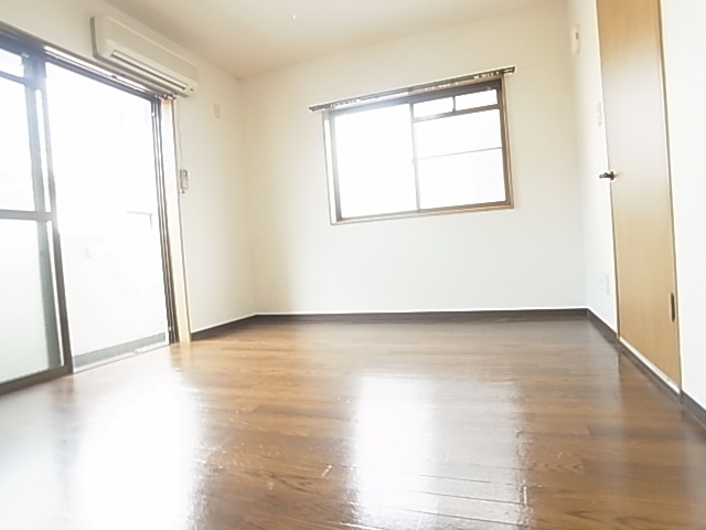 居室・リビング　居室スペース