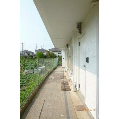 エントランス　建物の内部です