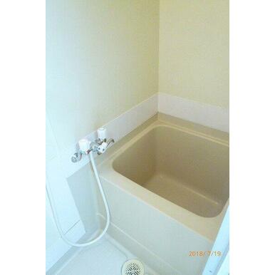 バス・シャワールーム　※同建物の別タイプ間取りの写真です