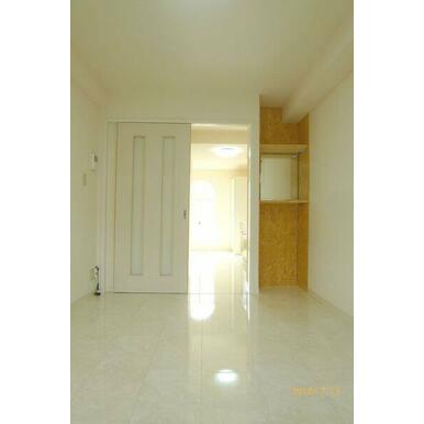 その他　※同建物の別タイプ間取りの写真です