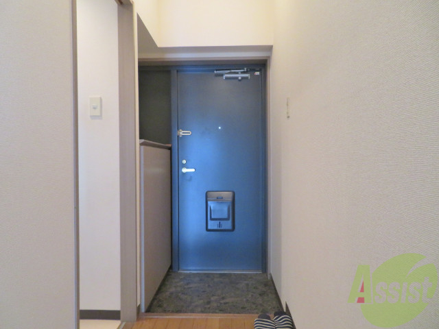 玄関　玄関の様子です。明るい印象ですね。気分もあがりそう。