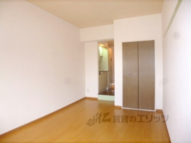 居室・リビング　洋室