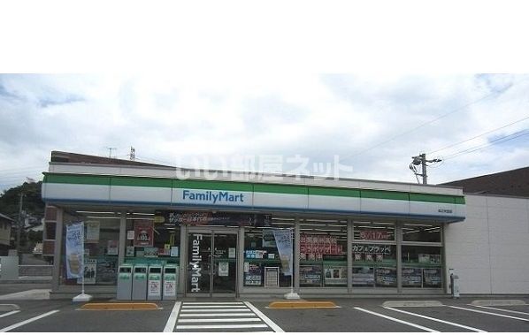 コンビニ　ファミリーマート 松江矢田店（コンビニ）まで1088m