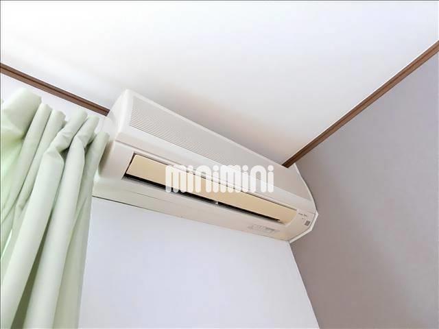 その他設備　エアコン付きで年中快適に過ごせますね。