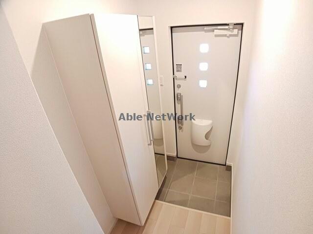 玄関　※管理会社写真参照