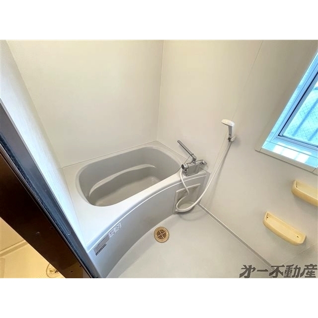 バス・シャワールーム　バスルーム