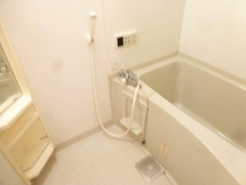 バス・シャワールーム　図面と現状に相違がある場合には現状を優先