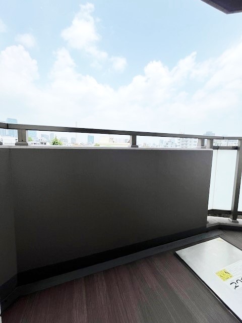 バルコニー　バルコニー