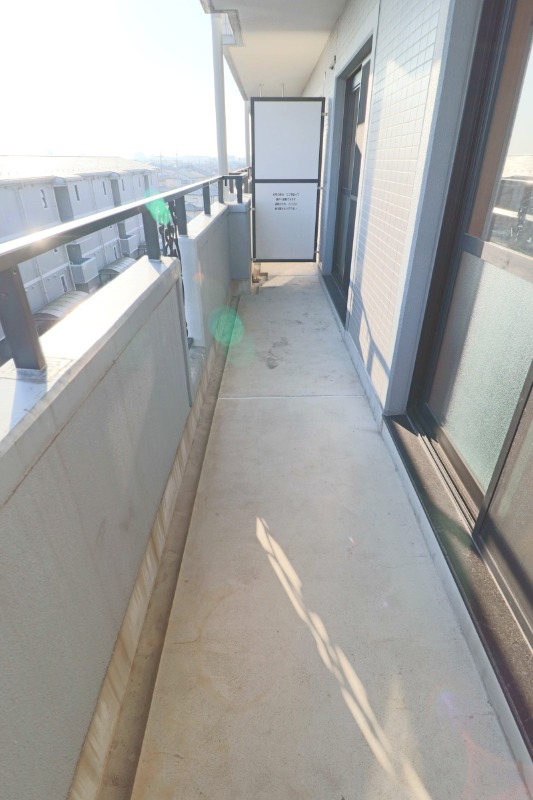 バルコニー　図面と現状に相違がある場合には現状を優先