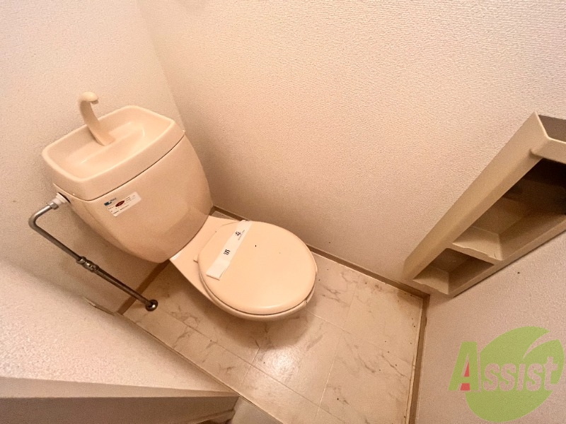 トイレ　トイレはこちらです。コンパクトでいいですね。