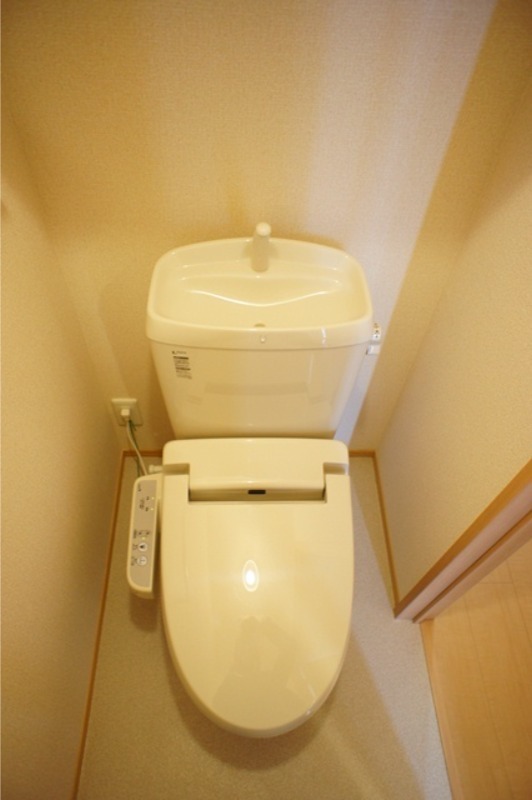 トイレ　図面と現状に相違がある場合には現状を優先