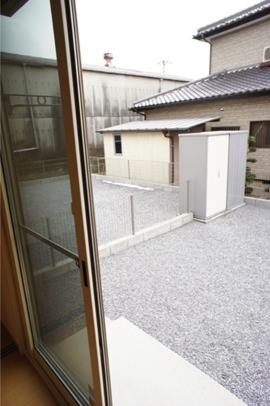 庭　図面と現状に相違がある場合には現状を優先